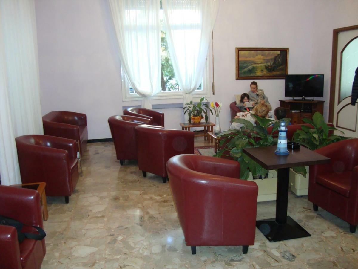 Hotel Olimpia Alassio Exterior photo